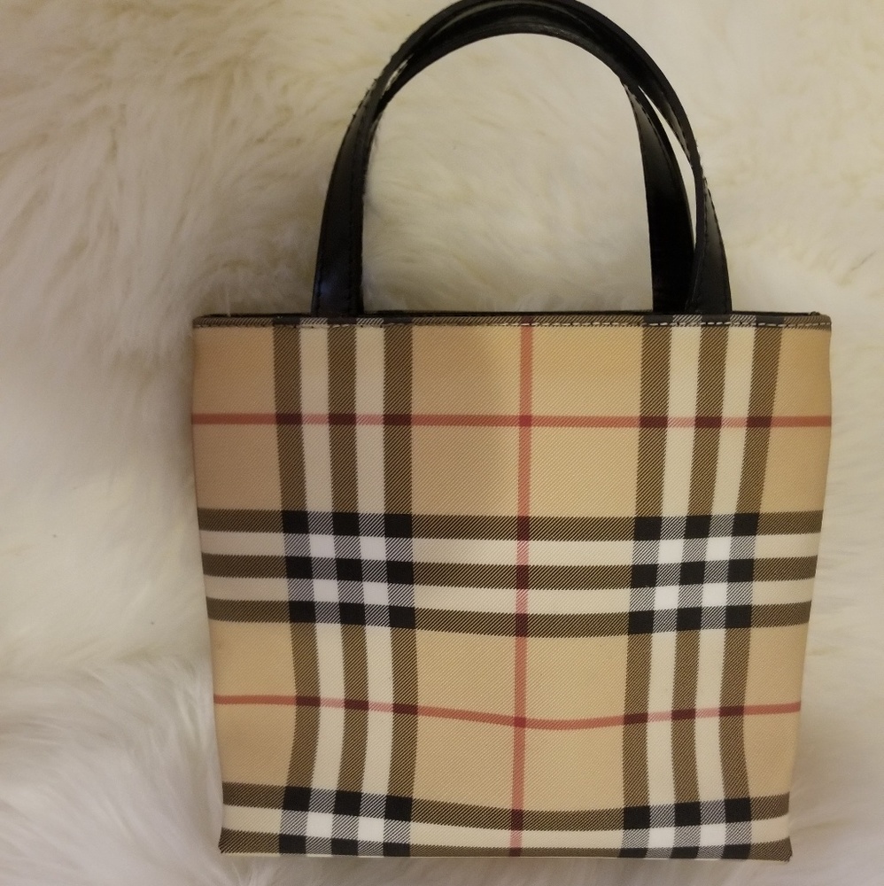burberry purse